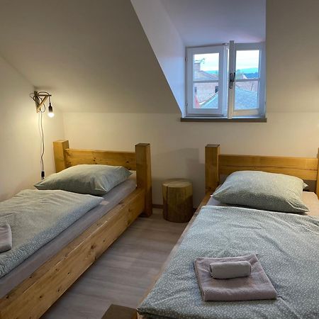 Penzion U Orloje Žatec Extérieur photo