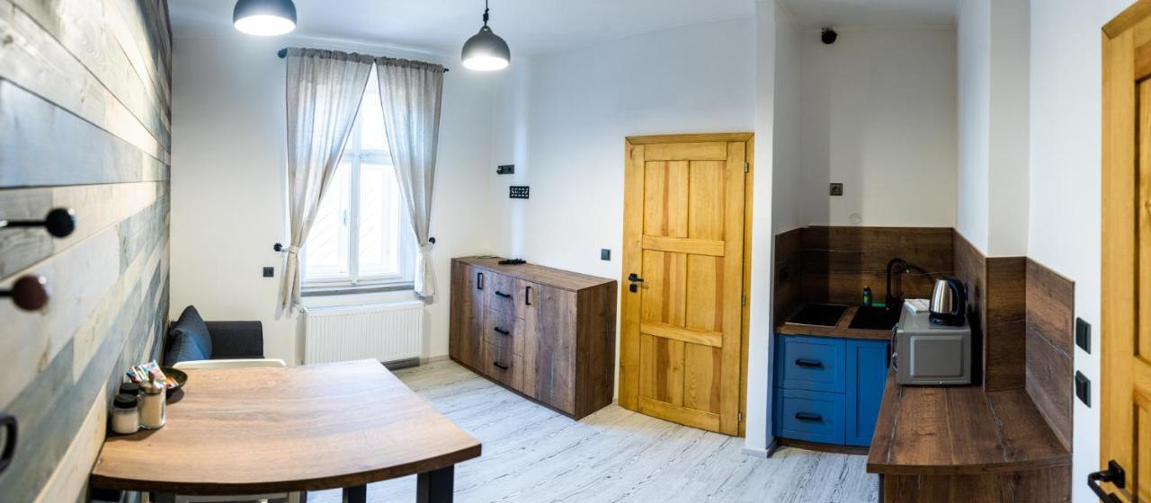Penzion U Orloje Žatec Extérieur photo